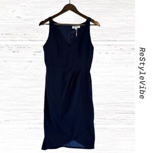 MANYDRESS Women’s Size S Dress NWT Sheath Sleeveless V-Neck Navy NEW